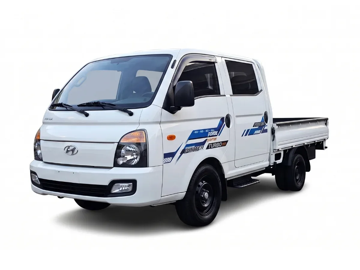 【現代小霸王】雙廂自排貨車實車照片